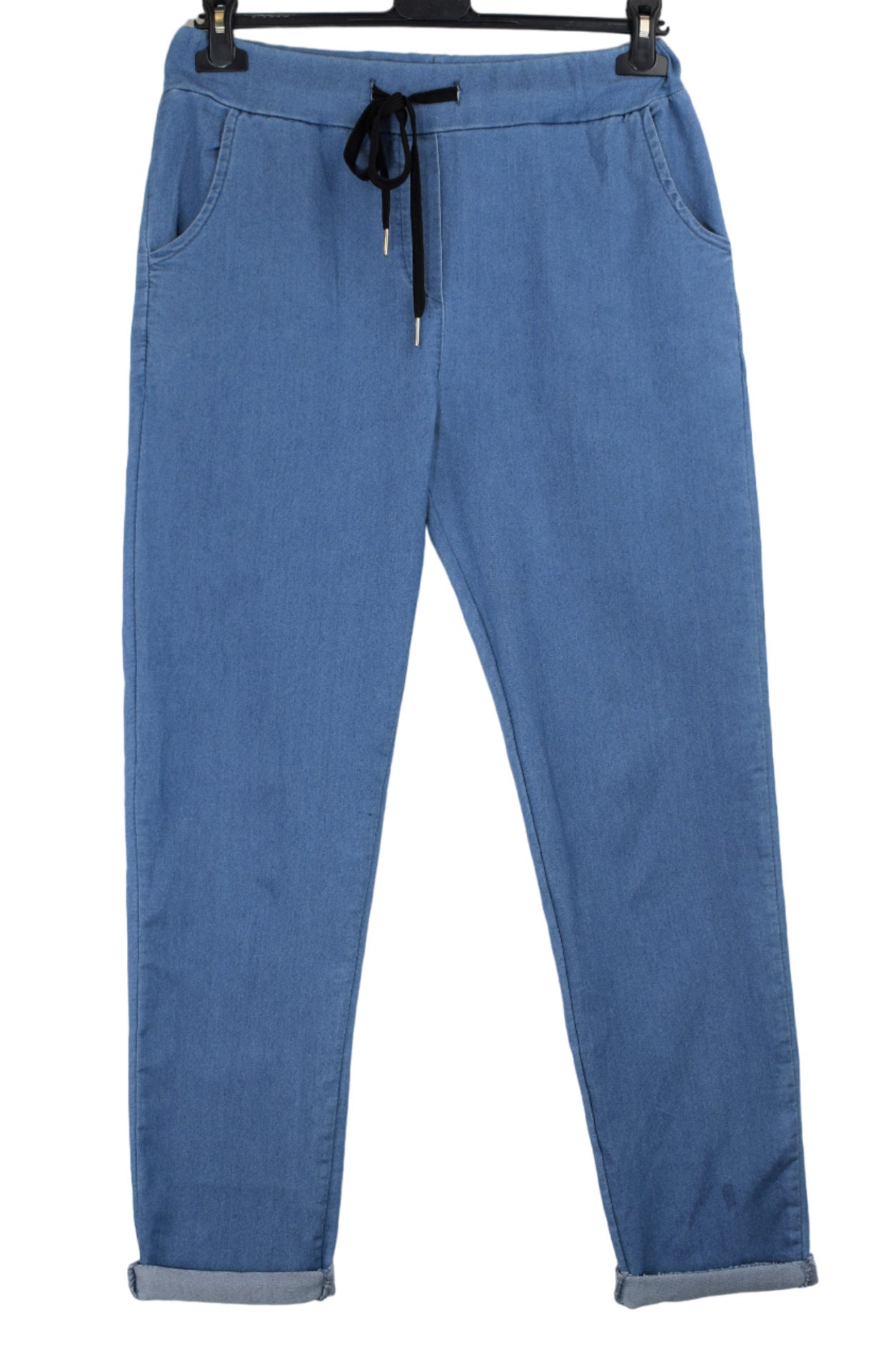 Pantalones Elásticos De Lefties Para Looks Cómodos Pero Estilosos: Se