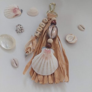 Personalized Sea Shell Tassel Key Chain, Handmade Boho Bag Accessories,Summer Natural Shell Bag Dangle, Customized Summer Gift