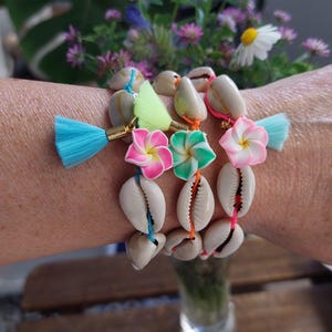Cowrie Shell Bracelets, Summer Sea Shell Jewelry, Boho Beach Bracelets