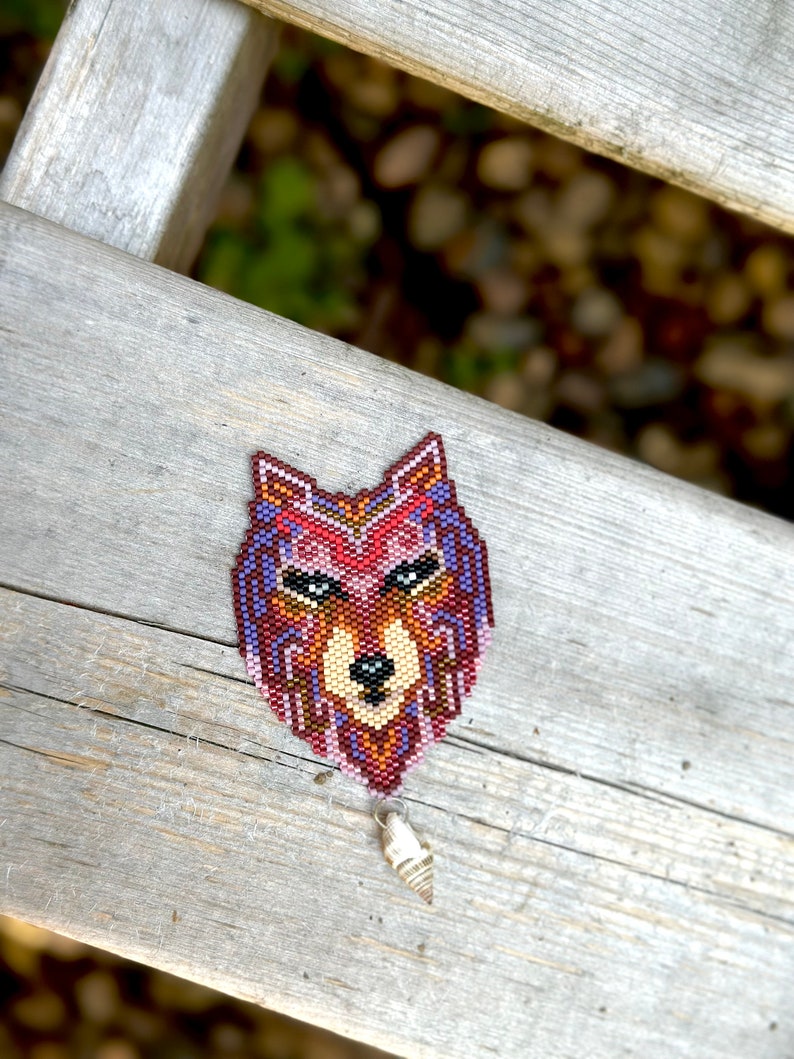 Native American Wolf Bead Pattern, Peyote/Brick Stitch Wolf Pattern, Beaded Wolf Brooch/Pendant/Earrings , Miyuki Delica 11/0 Seed Beads image 2