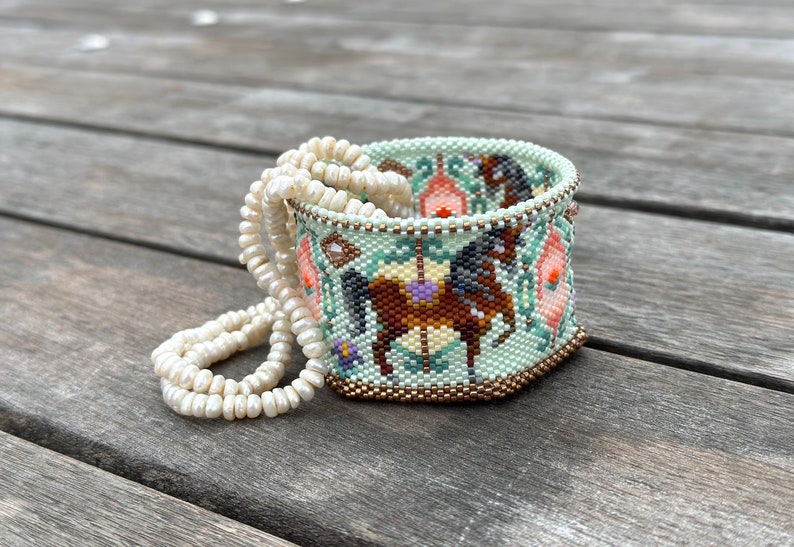 Beaded Carousel Box, Beaded 3D Carousel Tealight Holder, Carousel Trinket Box, Step-by-Step Tutorial, Miyuki Delica 11/0 Beads image 4