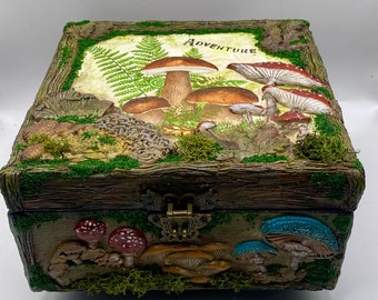 Mushroom Box, Cottagecore, Goblincore, Rustic, Vintage, Mushroom, Forest, Room Decor, Decoration, Gift, Storage.