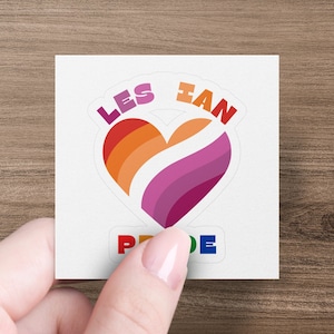 LGBTQ Lesbian Pride-sticker, Rainbow Heart Pride Month-sticker, kleurrijke LGBTQIA+-sticker voor laptops, waterflessen, tijdschriften
