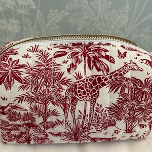 Quilted toiletry/makeup bag