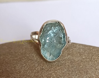 Anillo de plata de ley de topacio Natural Raw Blue para mujer, Anillo de sello vintage para ella, Anillo grande de declaración, Anillo de mujer, Día de Navidad, RS148