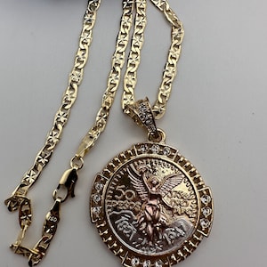 Centenario Mexicano Gold Plated with Chain 24&#39; Long- Cadena Centenario Oro Laminado con Cadena 24&#39; Largo.