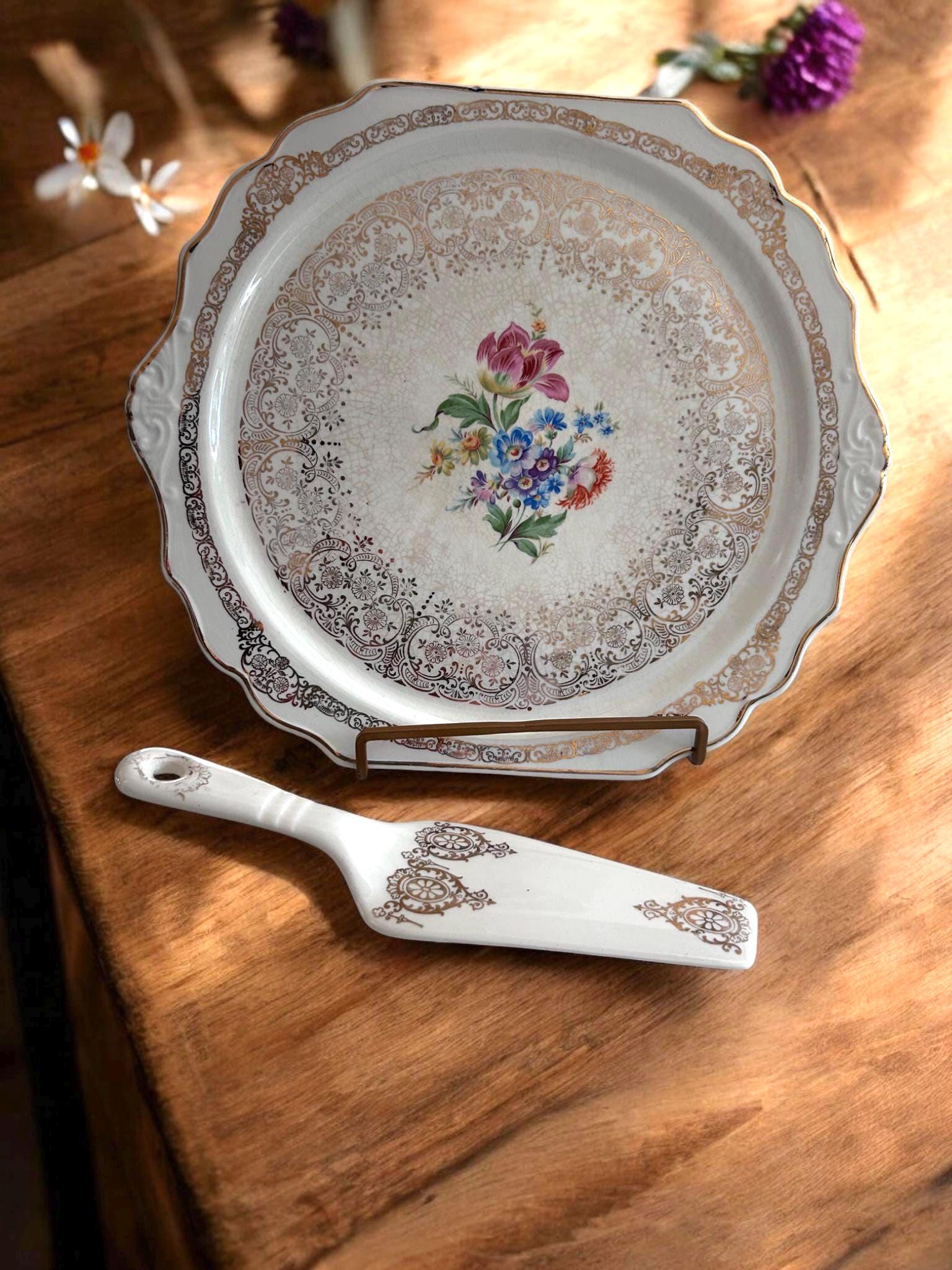Vintage Anne Plate - Etsy