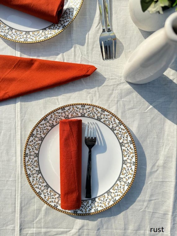 200 Pack Rust Cloth Napkins, 100% Cotton Table Dinning Napkins Set