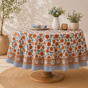 Rund bomullsduk med bränt orange tryck – Handgjord boho rund bordsduk – Fairtrade från Indien.