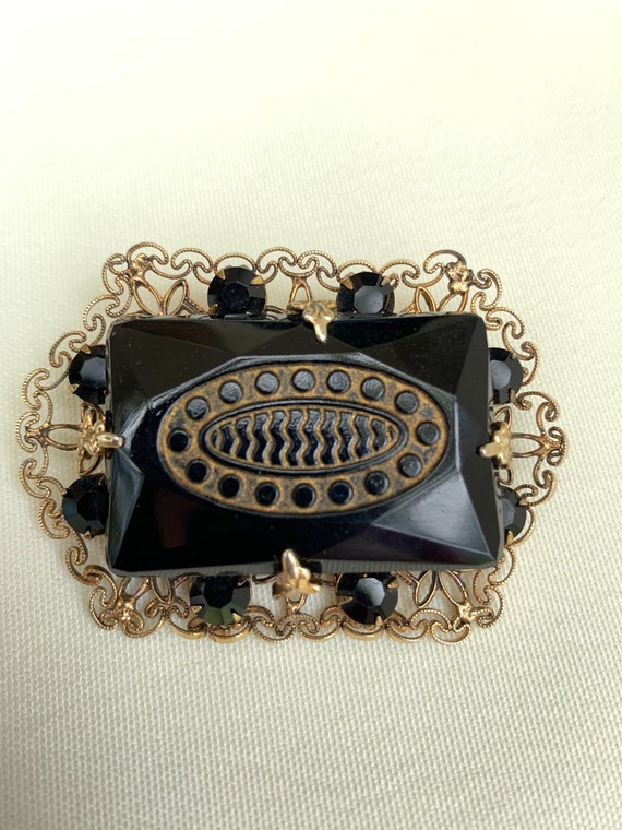 Schreiner NY Brooch