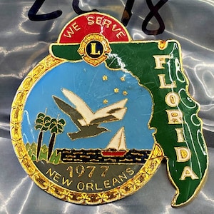 Vintage 1977 New Orleans Conference Florida Lions Club Lapel Pin Sailboat Birds Palm