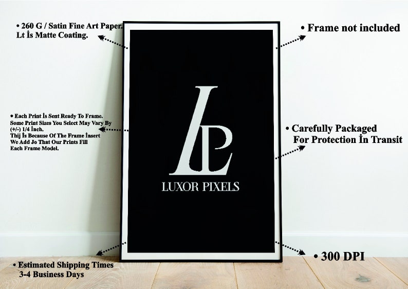 Puede incluir: Impresi&oacute;n en blanco y negro con las letras "LP" y el texto "LUXOR PIXELS" en una fuente sans-serif blanca. La impresi&oacute;n est&aacute; enmarcada en un marco negro con un passe-partout blanco.