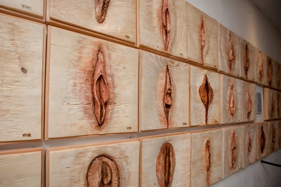 Mast qizlar yotoqxonada jinsiy aloqada bolgan havaskor video