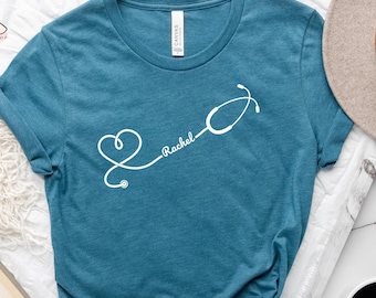 Personalisiertes Krankenschwester Name T-Shirt: Personalisiertes Stethoskop Geschenk