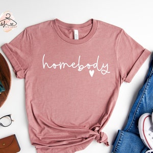 Homebody Heart Shirt: Cozy Introvert T-Shirt