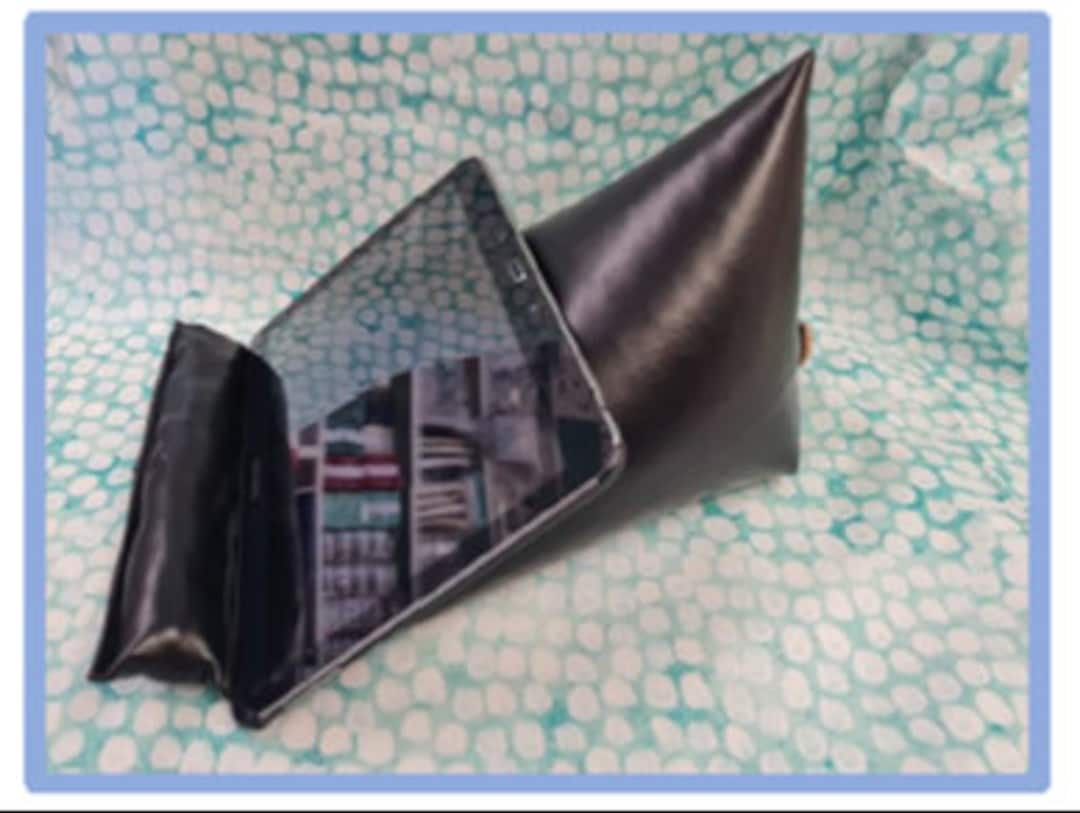 Tablet or Book Stand Digital Pattern by White Gecko Craft Lounge - Etsy