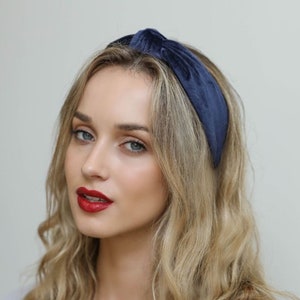 Knotted Velvet Turban Headband: Women&#39;s Hair Accessory