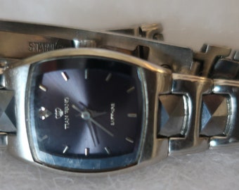 Tian Wang SAPPHIRE Crystal LS3308S/YC2295-DR Quartz Blue Damen Armbanduhr mit Diamant (Foto 3) anstelle der #12 auf dem Zifferblatt SELTEN!