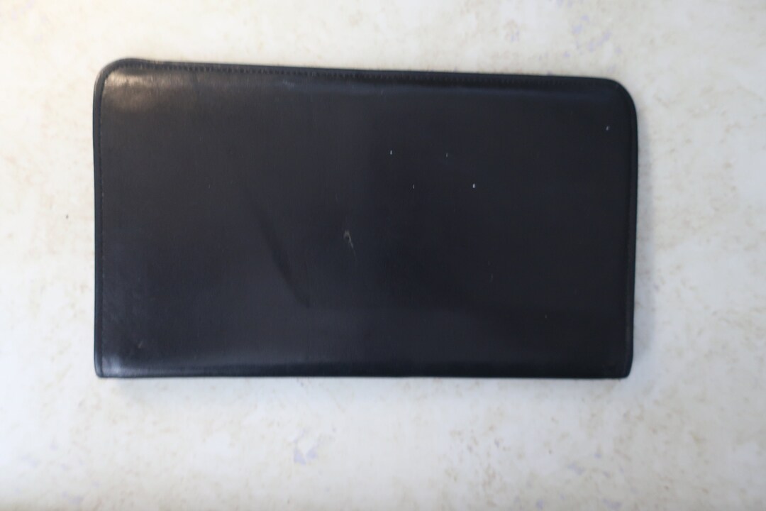 Vintage 1970's Black Rolfs Golden Circle Genuine Leather Travel Wallet