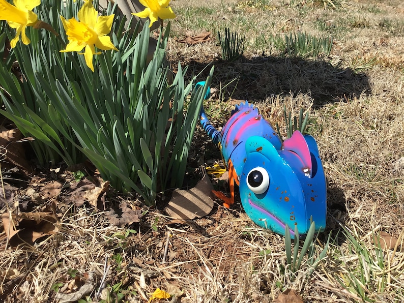 Chameleon Garden Statue