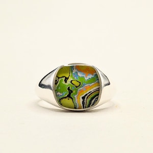 Unique Berlin Graffiti Signet Ring - Jewelery made from Berlin Mauerpark Wall