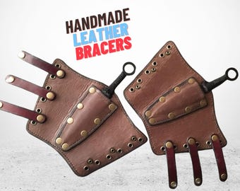 Handmade Leather Bracers, 2 Pcs Wrist Cuff Sheath with Knife Customizable Leather Wristband