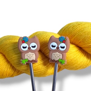 Sleepy Owl Knitting Needle Point Protectors Needle Holder(Set of 2)