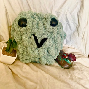 Amigurumi BIG Frog
