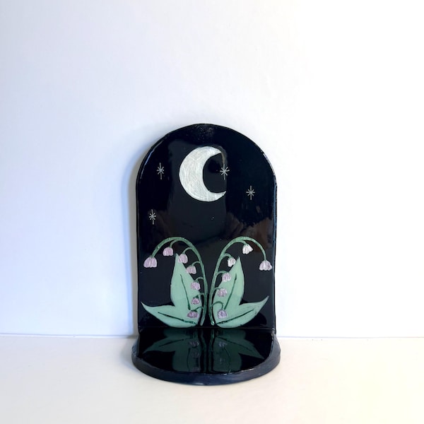 Flower Ceramic Altar - Midnight Garden Reliquary