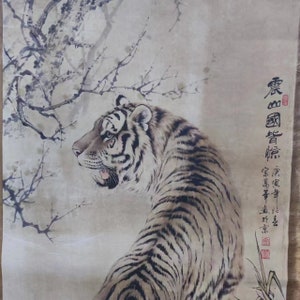Vecchio grande dipinto cinese su carta Tigre Pittura popolare cinese rotolo vecchio margine dell'acqua Senza rotolo Disegno Montagne Dipinto su carta Marcato