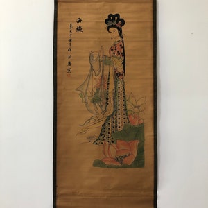 Dipinto su carta d'epoca, dipinto di bellezza cinese antica, dipinto appeso a rotolo per la decorazione della stanza, grande disegno di bellezza con rotolo contrassegnato