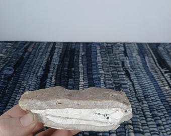 Druzy Quartz Amythest (The Ice-cream Sandwich)