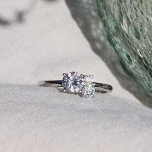 Sparkle Cluster Silver Ring • Rings for Women • Sterling Silver • Women Empowerment Jewelry • Gifts for Her • Ring Engraving • Custom Rings
