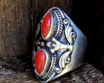 Anillo de plata con coral