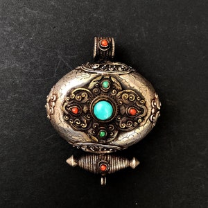 Tibetan Gau Prayer Box