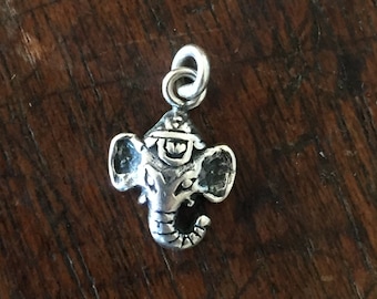 Kleiner silberner Ganesha Anhänger
