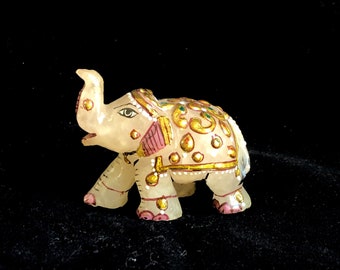 Figura de elefante de cuarzo rosa pintada a mano