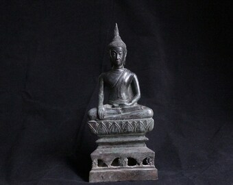 Ayutthaya Style Seated Buddha Statue