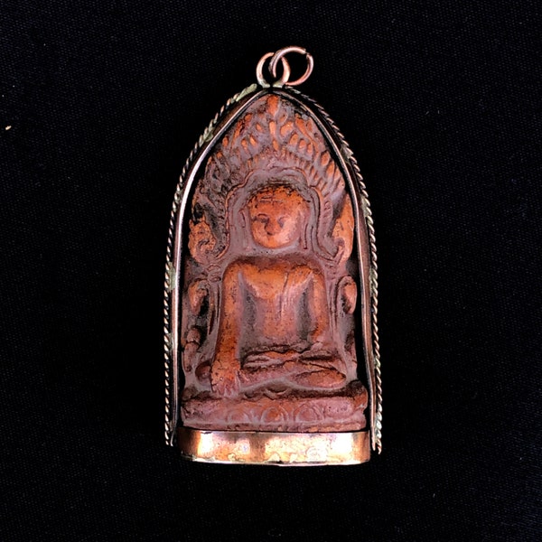 Seated Buddha Amulet Pendant