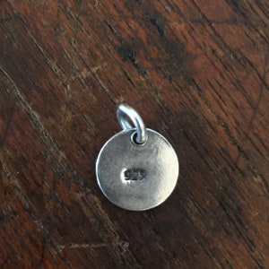 Ciondolo Sacro Ohm Om In Argento Sterling 925 Con Clip – Piccolo Charm Da 9 Mm Per Gioielli Fai Da Te - 2