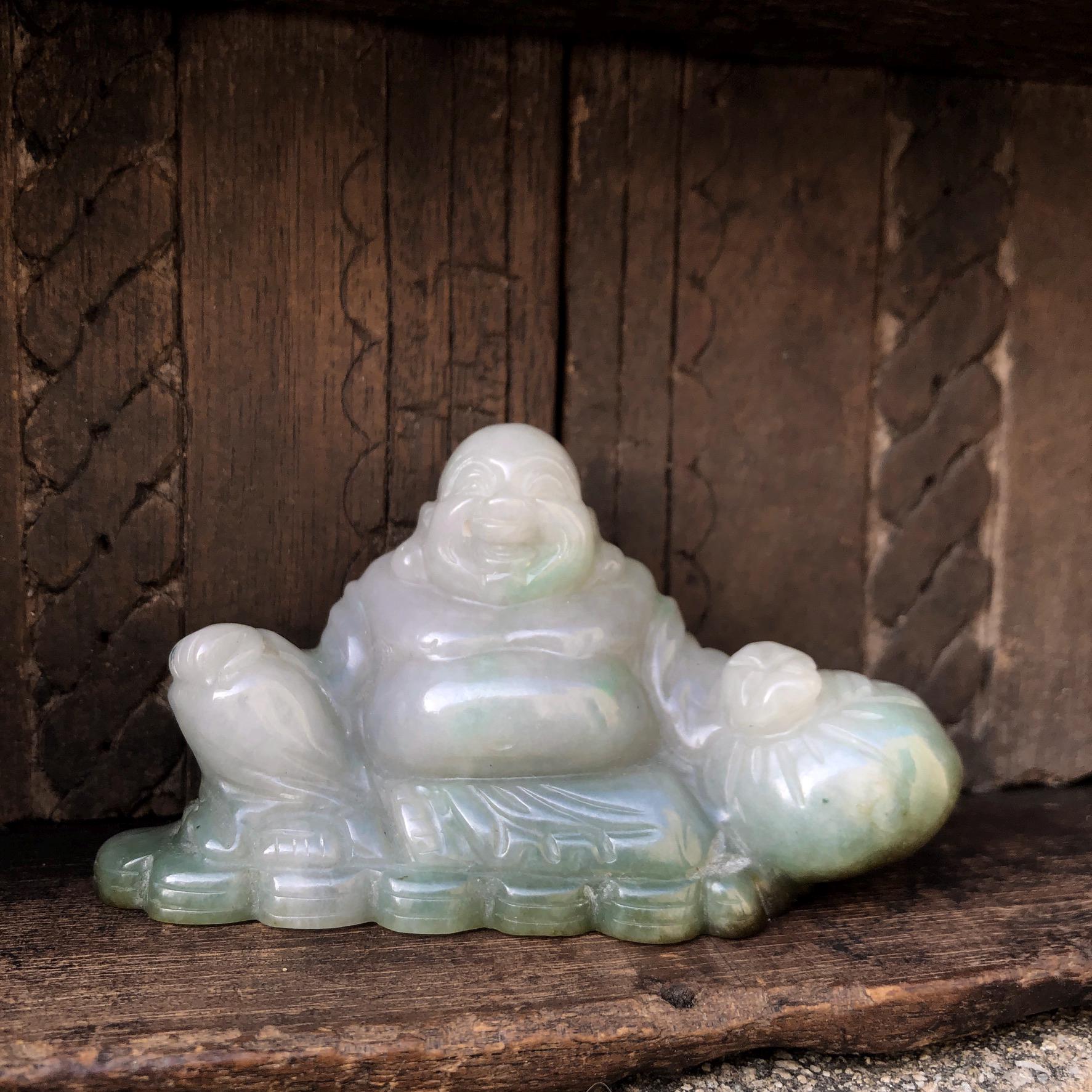 翡翠 浮彫り 仏像 彫刻 楕円形 翡翠 浮彫り 仏像 彫刻 楕円形 【公式通販】