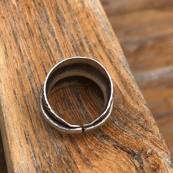 Etched Hilltribe Silver Leaf Ring - image 4