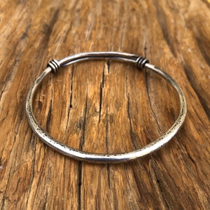 Bracelet Jonc Rigide En Argent .999 Hill Tribe - Motifs Gravés - Style Torque