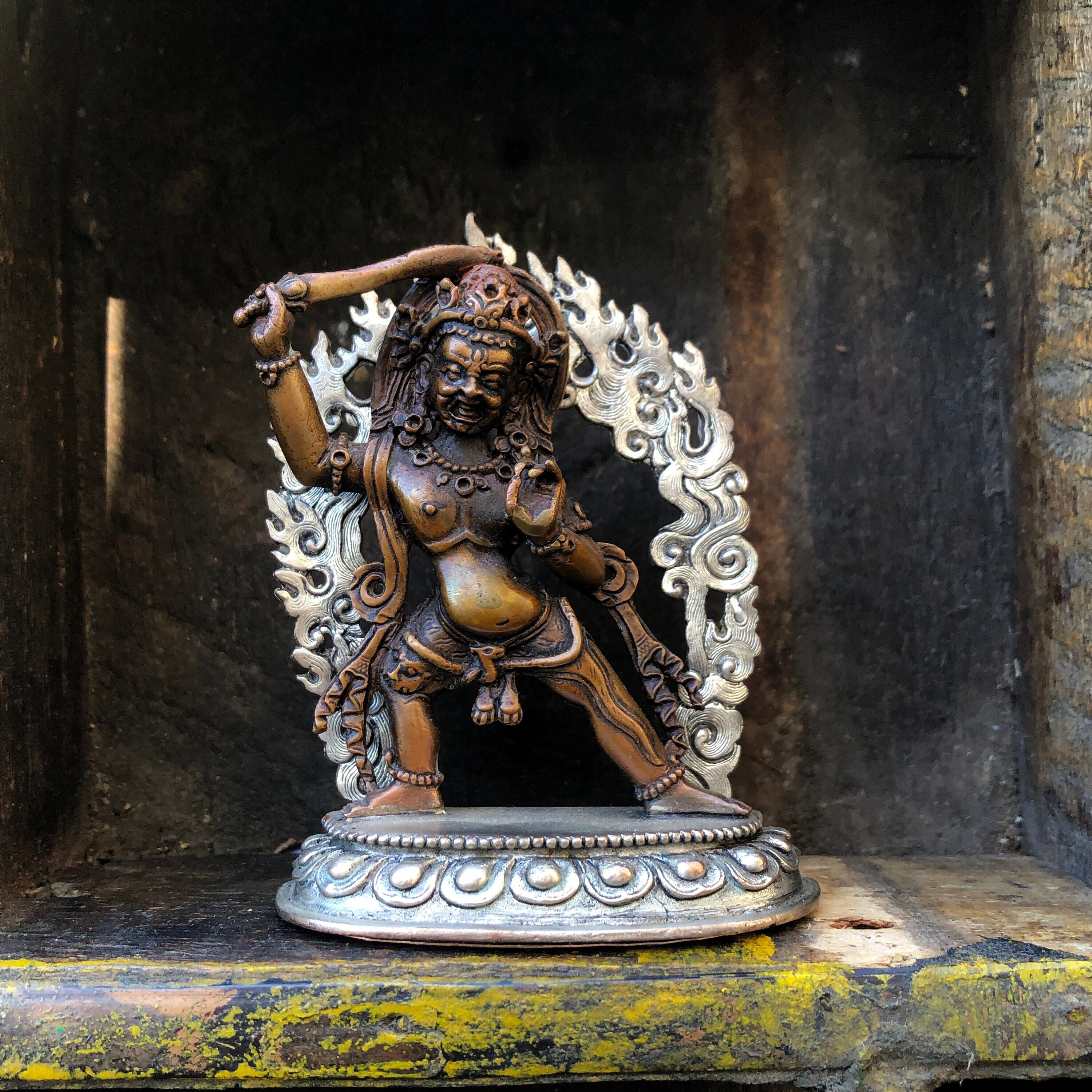 銅製のマハカーラ像 - Etsy 日本