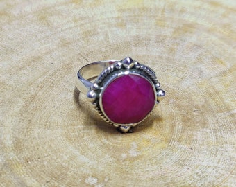 Indischer Rubin Ring: Handgemachter Boho Schmuck aus 925 Sterlingsilber