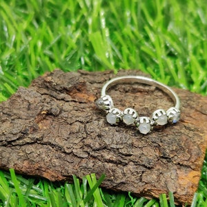 Moonstone Ring: 925 Sterling Silver Zig Zag Stacking Ring