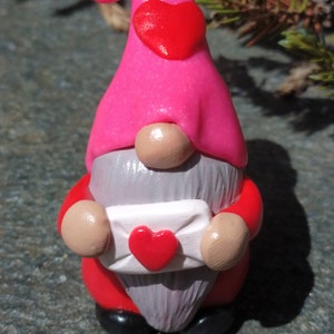 Valentines Day Gnome, Love Gnome, Valentines Day Gift, Mother&#39;s Day Gift, Mother&#39;s Day, Heart Gnome, Holiday Decor, Miniature Gnomes