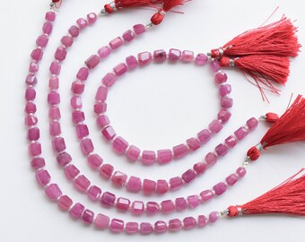 8 インチ ルビー ガラス入り ファセット タンブル キューブ ビーズ ジュエリー用 | ピンク ルビー 天然宝石 センター ドリル ビーズ ストランド | 9 x 7 ～ 6 x 6 MM