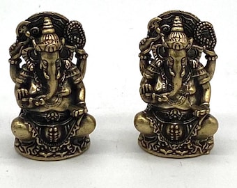 Pair of vintage solid brass very decorative Ganesh elephant Hindu ornaments. height 5cm.