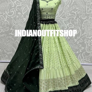 Designer Green Georgette Lehenga Choli con ricamo in sequenza e Dupatta in chiffon per le donne, Reception Lehenga, Choli da damigella d'onore immagine 1